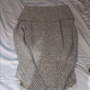 Abercrombie & Fitch off the shoulder gray sweater